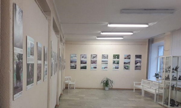 изображение: Выставочный зал художественной школы имени И.Е. Репина